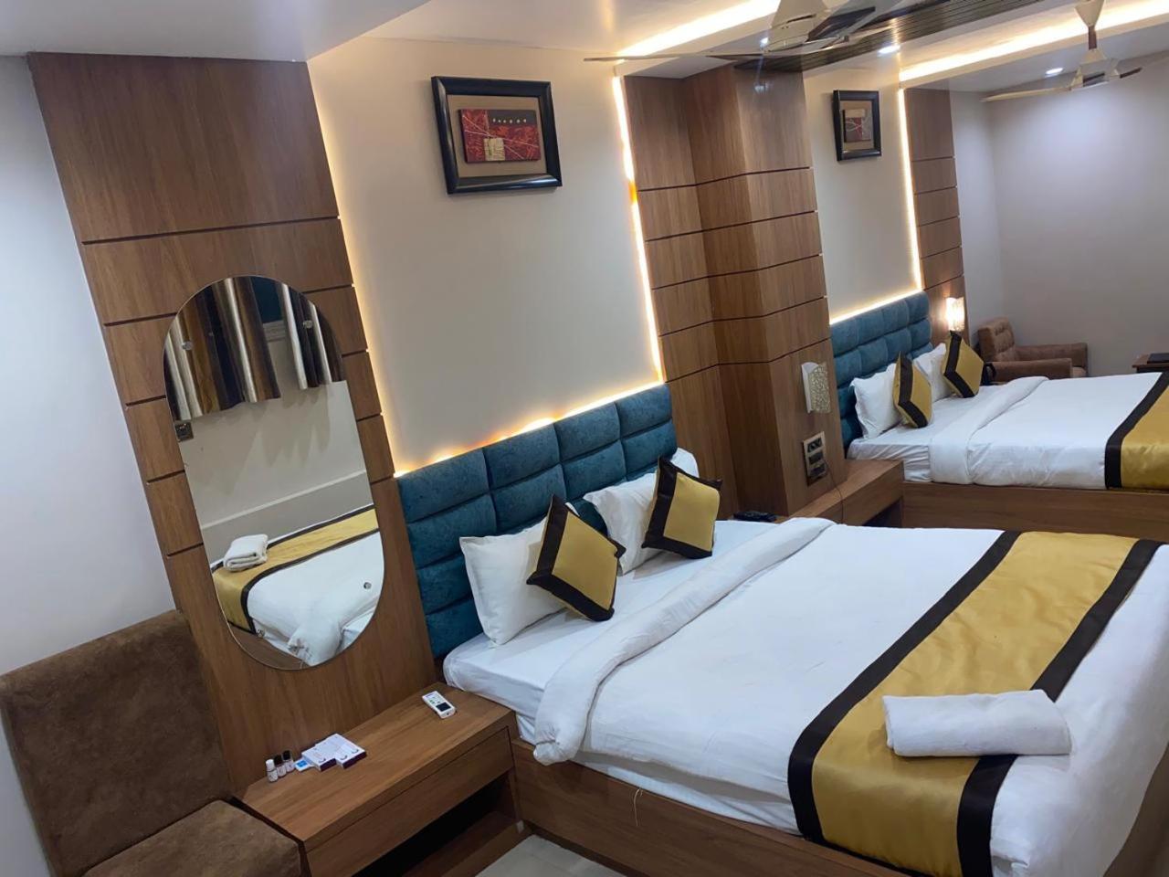Hotel New Grand Деогарх Экстерьер фото